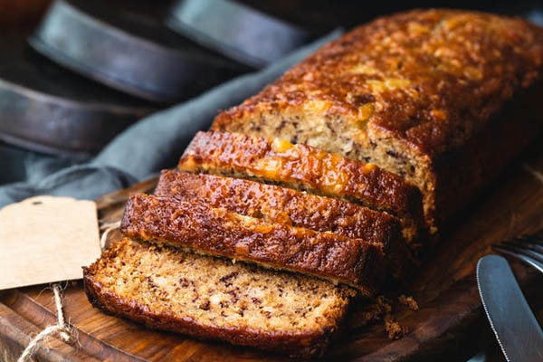 Mrs. Claus' Kitchen | Banana Bread