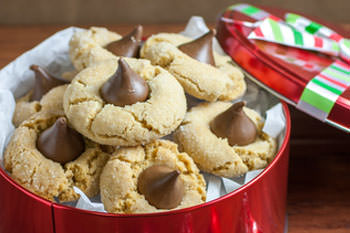 Mrs. Claus' Kitchen | Peanut Butter Blossoms