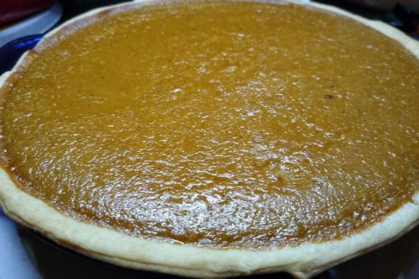 Mrs. Claus' Kitchen | Homemade Fresh Pumpkin Pie