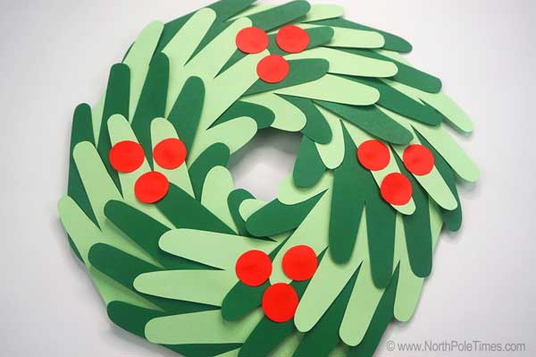[Hand Print Christmas Wreath]